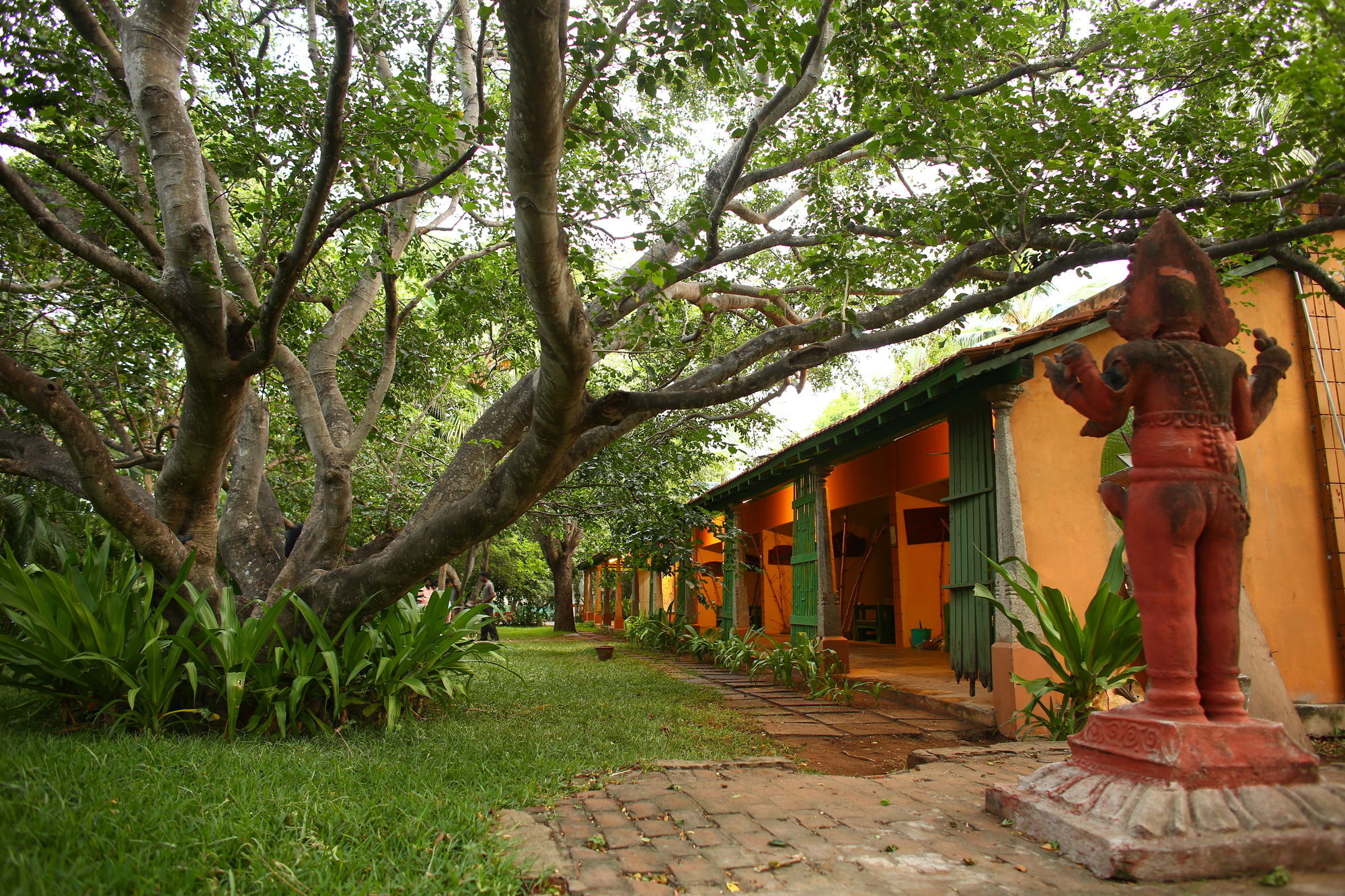 Hotel Indeco Mahabalipuram Extérieur photo